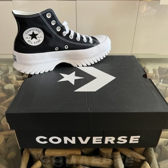 CONVERSE Chuck Taylor All Star Lugged 2.0 Sneakers - Picture 1 of 11